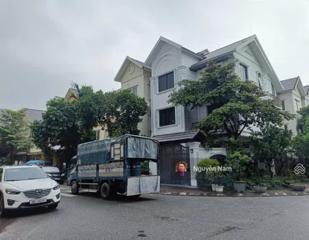Bán biệt thự tây mỗ 201m2 4 tầng, vị trí đẹp kinh doanh, giá 32.5 tỷ