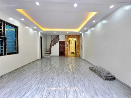 Hiếm bán nhà phố đào tấnlinh lang. dt 50mx7t thang máy. lô góc, ngõ thông, ô tô tránh, mt 6m
