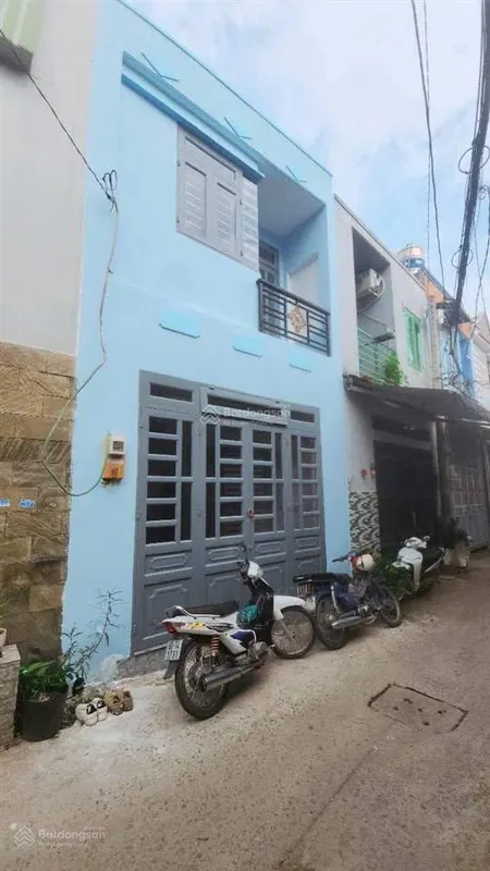 Nhà buôn bán nhỏ dc, hẻm thông xe hơi 4m tân thới hiệp 21 q12, sát gò vấp, dt 4x8 đúc 1 lầu 2pn