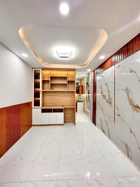 Rẻ hiếm! shr 30m2 2 tầng 2pn tường riêng, 200m ra hhg gần cao đẳng điện lực, uỷ ban