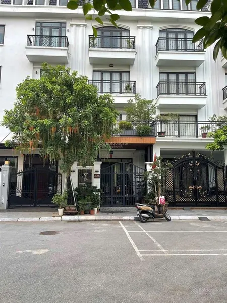 Bán nhà liền kề hàng hiếm tại green park vĩnh hưng, 23.9 tỷ, 75m2, 5 tầng, mặt tiền 5m, kinh doanh.