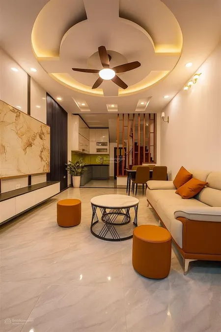 Cực hiếm nhà đẹp ở ngay tại vĩnh hưng diện tích 39,6m2, xây 5 tầng chắc chắn, 3pn đầy đủ công năng