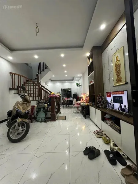 Bán nhà tứ hiệp dân xây đầy đủ nội thất ở ngay nằm trung tâm thanh trì giá tốt