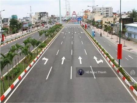 Bán nhà 300m2 mt đường vành đai 2 ngang 10m tuyệt đẹp.