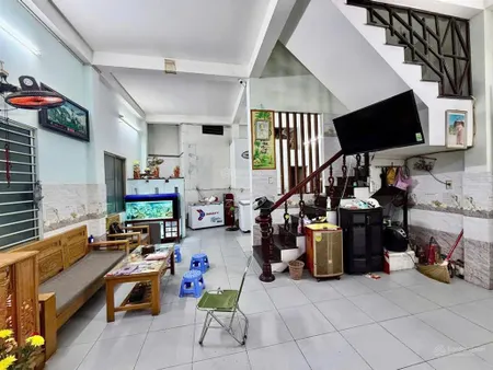 Chính chủ cần bán nhà 2 tầng mặt tiền hải phòng kẹp cống thoáng