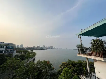 Nhà mặt ngõ trích sàitây hồ,43m,mt 3.8m, 5 tầng, cách 1 nhà ra hồ tây, cho tây thuê tốt, hơn 18 tỷ