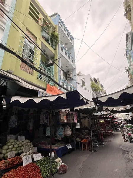Hẻm chợ sơn kỳ 4x16.5m (3 tấm thuê 22tr) giá 9.2 tỷ tl