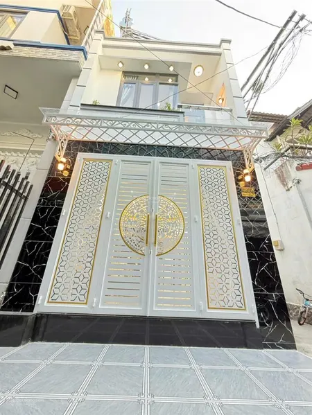 Bán nhà sổ riêng hẻm 2144 huỳnh tấn phát nhà bè