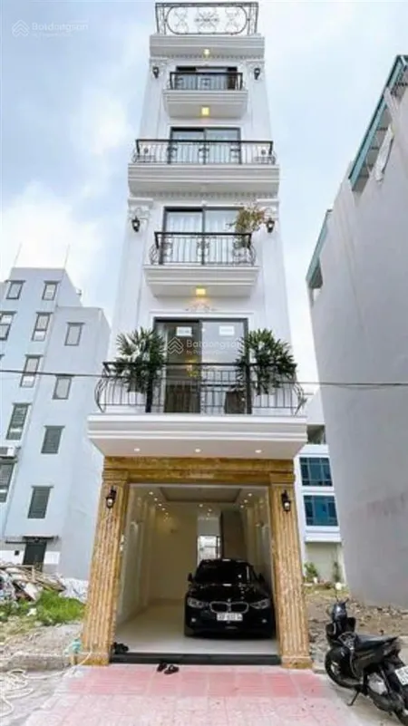 Cần bán nhà gấp gần kđt vin tây mỗ, ô tô đỗ, tránh, nhà mới 5 tầng, diện tích 45m2, giá bán 5 tỷ x