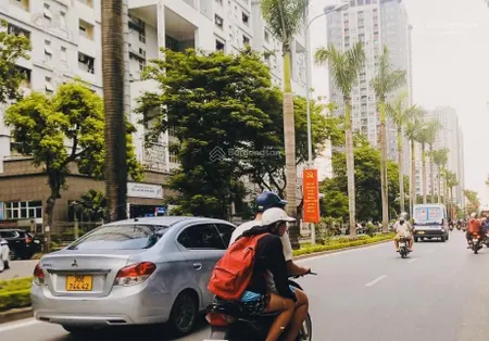 Bán nhà phố lê đức thọ,nam từ liêm gần trường,đại học ngoại ngữ,đh quốc gia , gần sân vận động