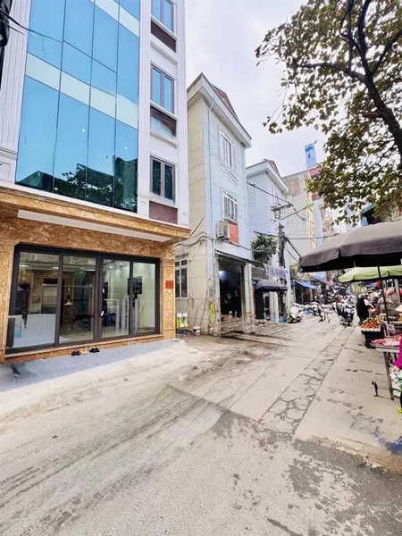 Mặt phố trung tâm quận nam từ liêm lô góc kinh doanh đa dạng mặt tiền 5 m thang máy