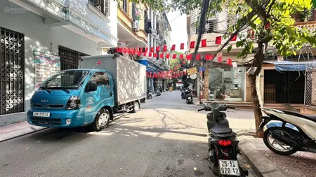 Hiếm ! bán nhà kim mã vip ba đình mặt ngõ oto tránh nhà dân xây kinh doanh đỉnh !