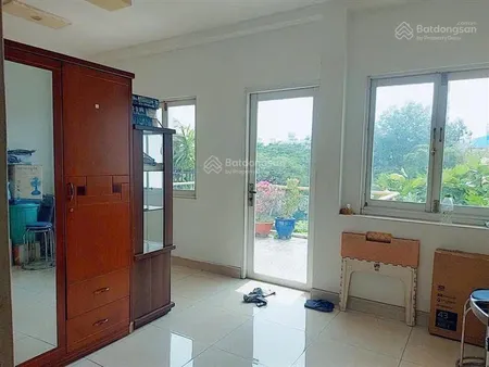 Nhà 3 tầng, ngang đẹp 6m, 73m2, hẻm xe hơi 6m, ngã 3 lê văn việt tnpa, nhỉnh 6 tỷ