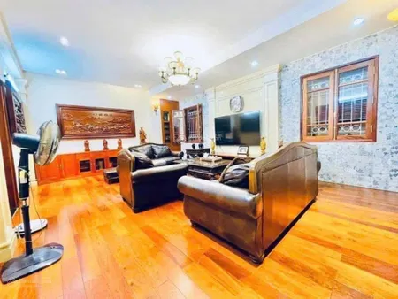 Hàng hiếm! phân lô huỳnh thúc kháng, 2 ô tô tránh, ngõ thông tứ tung, vỉa hè, kinh doanh đỉnh, 62m2