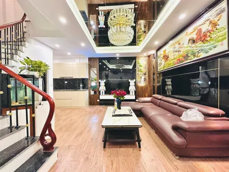 Bán nhà trần khát chân. nhà đẹp, phố vip. 33,5m4 tầng7.6 tỷ(có tl)