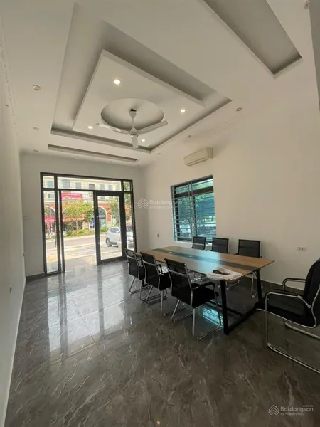 Bán nhà mặt phố tại tràng vĩ, 12 tỷ, 255 m2, 4pn, 2wc, mặt tiền 9m, giá siêu hời