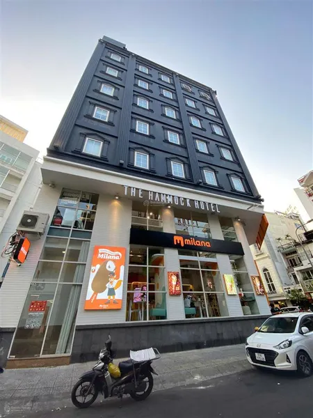 Ngộp bank bán gấp 75chdv ung văn khiêm dt 20x40m 6 tầng hđt 450tr/th giá bán 75tỷ tl hàng hiếm