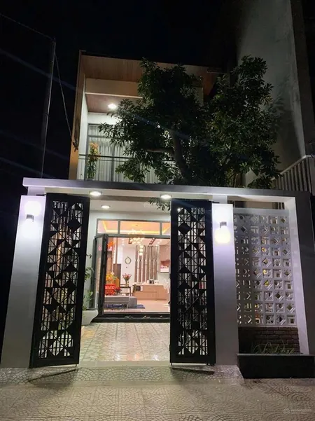 Bán nhà gần chợ bình điền giá 1tỷ550 còn bớt, sổ hồng riêng, hoàn công full thổ cư tp hcm