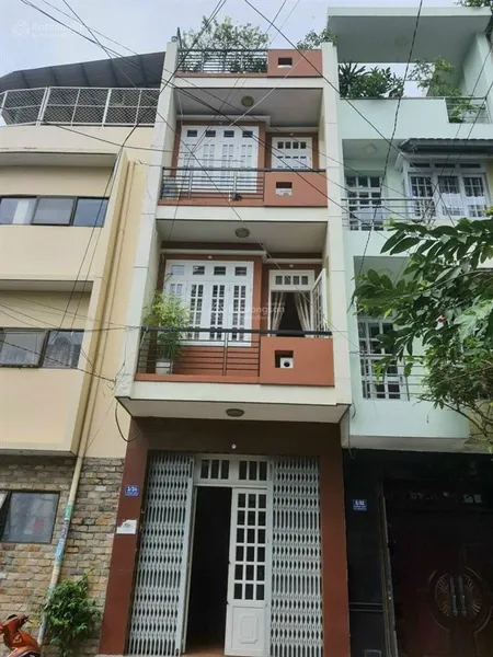 Cần bán nhà hẻm xe hơi khu nhà lầu đường bạch đằng. dt 4x17m. trệt, 3 lầu. giá bán nhanh 9.2 tỷ