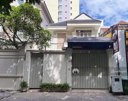 Bán nhà siêu vị trí giá hạt dẻ đường bùi thị xuân, quận 1 dt10x25m 2 tầng chỉ 55 tỷ