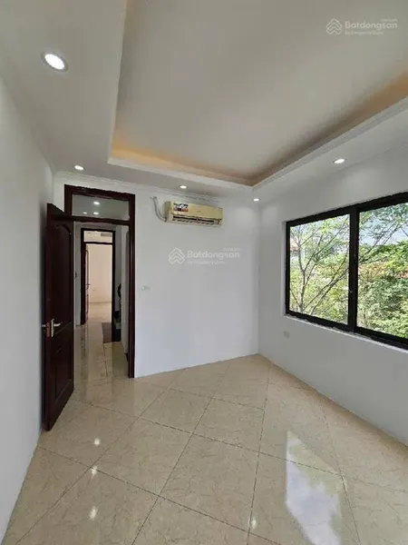 Bán nhà thanh am phường việt hưng long biên gần oto 5.9ty