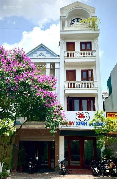Do chuyển công tác, chính chủ bán nhà 5 tầng full nội thất, nguyễn đình chính, trần lãm, thái bình