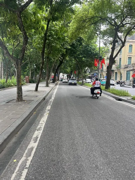 Vip.bán nhà phố hàm long, hoàn kiếm, dt 176m2/mt 5,5m/9 tầng, dòng tiền, giá 160 tỷ.