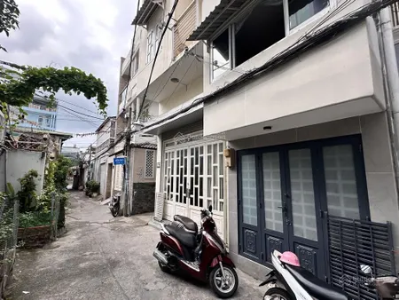 Nhà 4 tầng tại quận 7 mà chỉ nhỉnh 1 tỷ