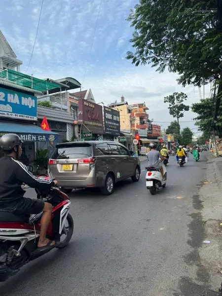 Mặt tiền đường nguyễn văn quá, phường đông hưng thuận, q12 dt 4 x 36m giá bán 12ty900tr
