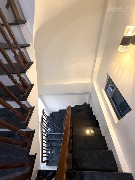 Bán nhà kinh doanh đền lừ ,hoàng mai 50.m² 5 tầng thang máy 18.5tỷ ,