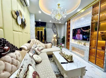 Bán nhà riêng tại phường kim liên, dt 40m2, thang máy, nội thất nhập khẩu chỉ hơn 8 tỷ