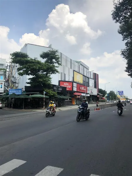 Bán nhà trọ 23 phòng, diện tích 7 x 50m sát mặt tiền nguyễn văn lượng xe tải ra vào giá 73 triệu/m2
