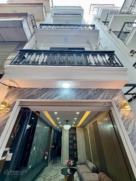 Bán nhà phố đàm quang trung 5 tầng thang máy gần cầu vĩnh tuy