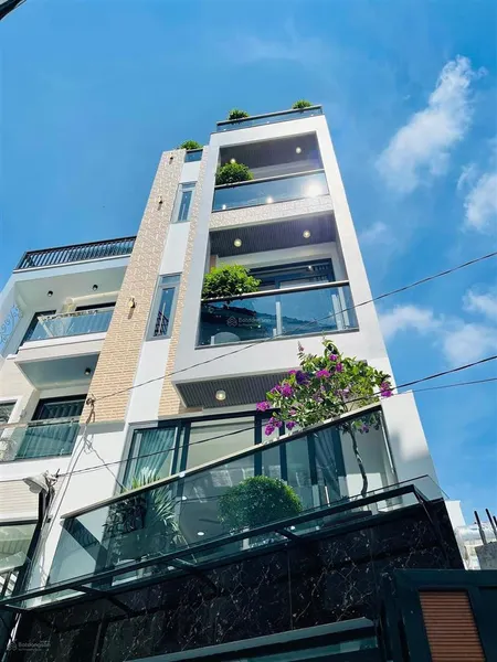 Cô mai bán nhà đang cho thuê 24 triệu/th đường hai bà trưng, q1, giá 5,88 tỷ/65m2, sổ vuông vức