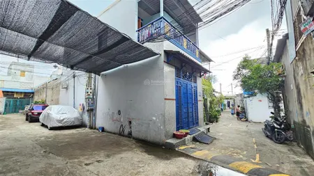 Bán căn góc 1t1l và dãy trọ 5.5x48m, hẻm đt.743b p.dĩ an gần vincom 550, thu 15tr/th