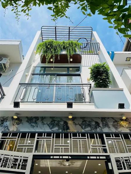 Kẹt tiền cần bán nhà đường hoàng dư khương, quận 10, giá 4,15 tỷ/60m2, 1 trệt 2 lầu, 3pn, sổ sạch