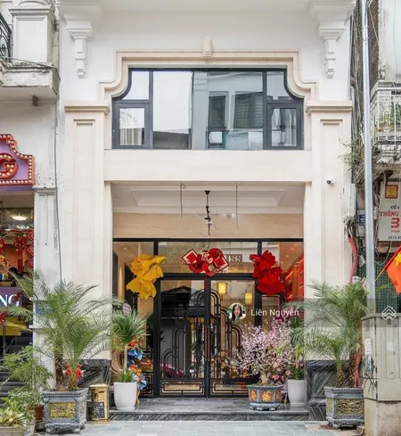 Bán khách sạn phố đường thành, 115m2, 8 tầng thang máy 20 phòng ngủ, 70.5 tỷ, ô tô, kinh doanh đỉnh