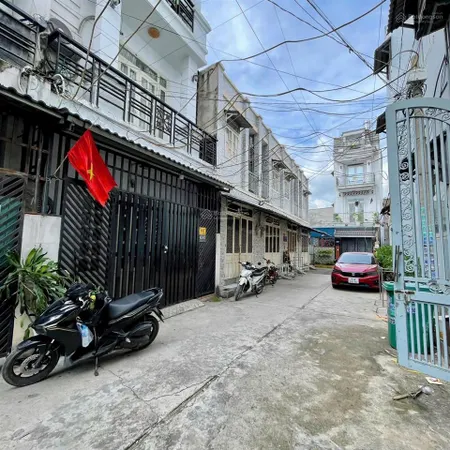 Bán nhà 3 tầnghxh đ.hiệp bìnhhiệp bình chánh. 56m2(4,75x11.5) vuông đẹp. chỉ 6.5 tỷ tl