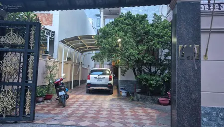 Biệt thự 3 tầng gần cầu vượt gò dưa, 10x21m, tam bình, thủ đức, nhỉnh 15 tỷ