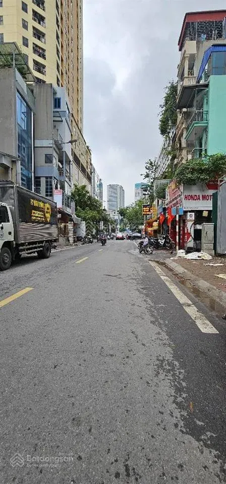 Cần bán nhà phố vương thừa vũ, ngõ ô tô , kinh doanh hay ở đều tuyệt vời , chỉ 2x tỷ