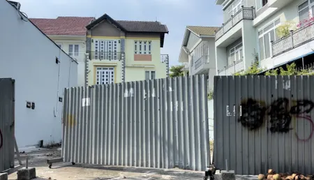 Em tôi kẹt tiền cần bán đất mặt phố KDC Kim Sơn Tân Phong Q7 giá sốc