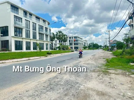 Duy nhất bán lô đất vạn phát đạt đường bưng ông thoàn q9 dt 80m giá 5,3 tỷ shr công chứng liền