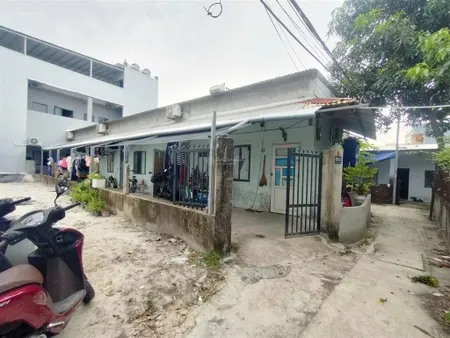 Đất biển diện tích lớn giá bình dân. kiệt nguyễn chánh liên chiêu đầ nẵng. 0968 678 ***