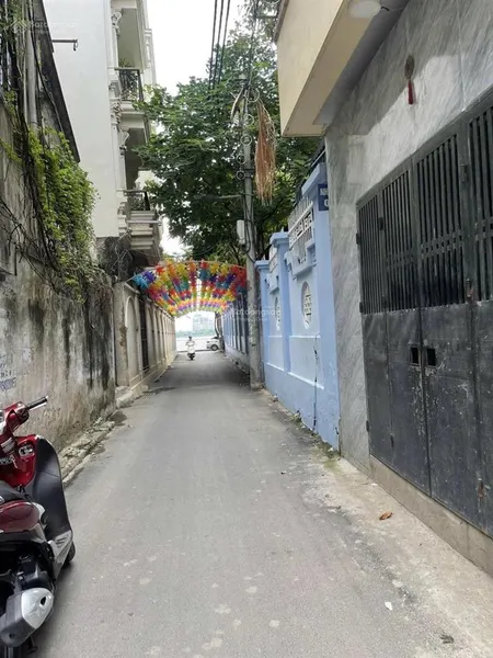 Bán đất gần hồ tây giá tốt đầu tư xây dòng tiền.50m mt4,1m giá bán 14,8tỷ. ngõ thẳng tắp