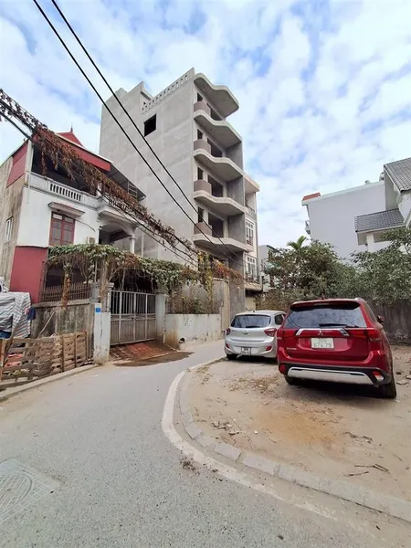 Đầu tư đông anh, đất sát đường 17m mặt ngõ thông ô tô vào nhà. 98m2. mt 4.5m. chào 6.86 tỷ