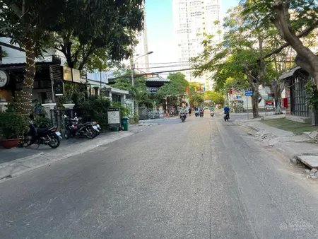 Bán đất mặt tiền đường đào sư tích, nhà bè, dt 5x21m. sổ hồng. gpxd 4,5 lầu. giá 11,5 tỷ