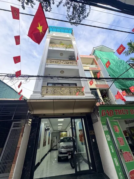 Bán nhà 71.4m² ngang 4m giá 24.5 tỷ Phường Hoàng Mai