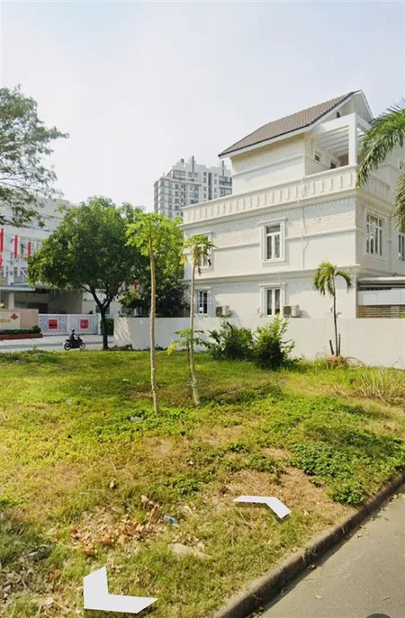 Bán đất biệt thự nam thông 2d phú mỹ hưng (8x18) 33 tỷ