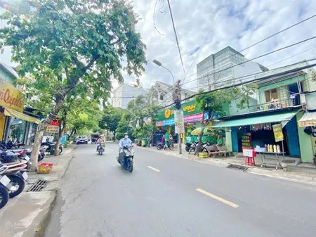 Đất đường số 79 p. tân quy, quận 7 ( sổ hồng 4,3x20m ) 84m2, xd hầm + lửng + 4 tầng + mct