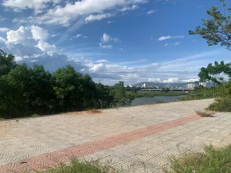 Cần bán gấp lô biệt thự view sông đà nẵng, đường tôn thất dương kỵ, 300m2
